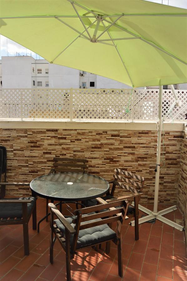 شقة Atico Duplex Marques De Reyes إشبيلية المظهر الخارجي الصورة